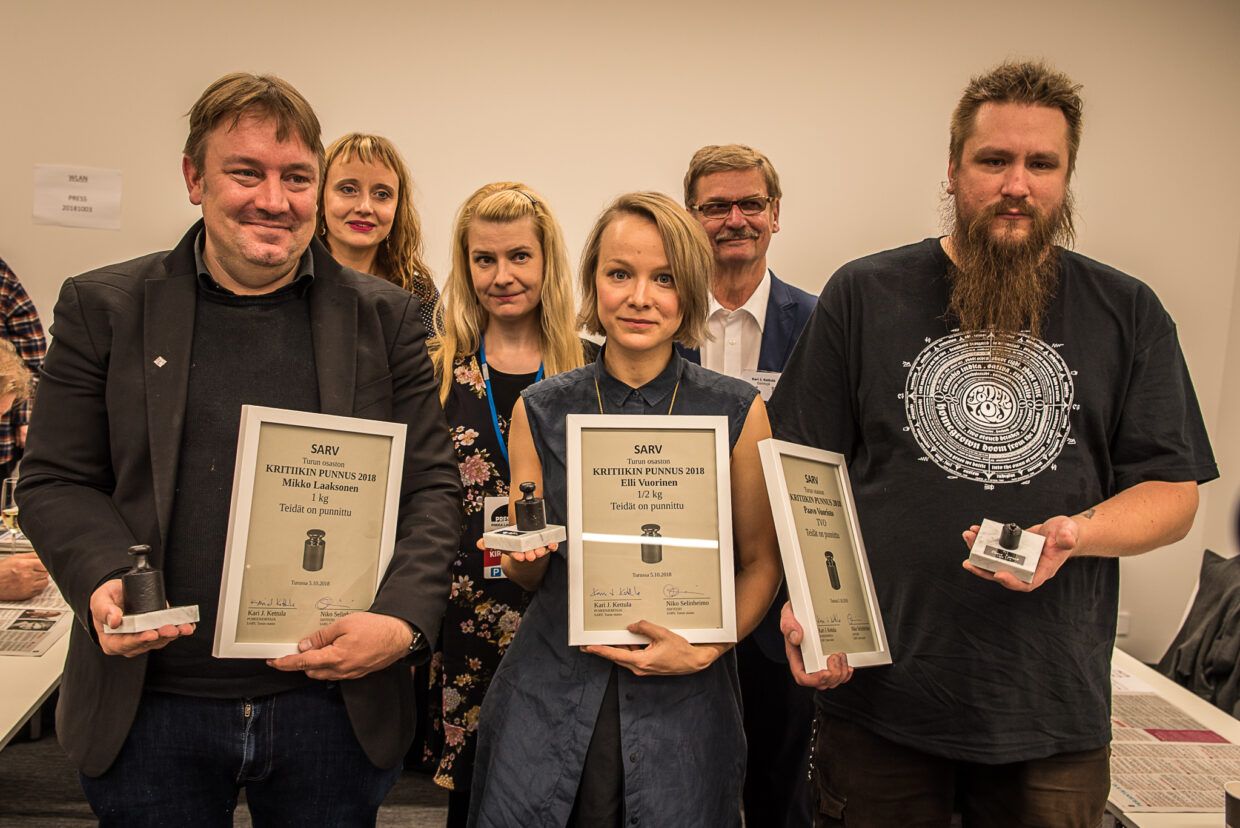Etualalla: Kritiikin punnuksilla 2018 palkitut tietokirjailija Mikko Laaksonen