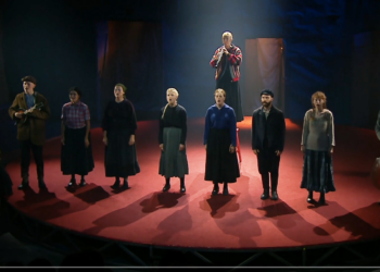 Anneli Kannon Veriruusut KOM-teatterissa Lauri Maijalan ohjauksena 2018: Kuva: Yle Areena