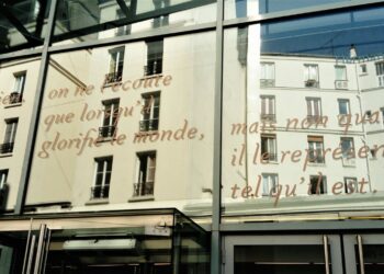 "Runoilija on voimaton - häntä kuunnellaan vain silloin