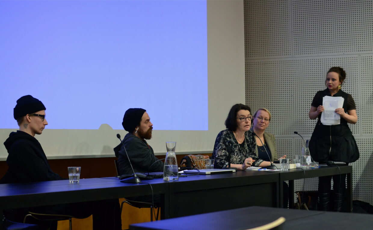 Niko Hallikainen (vas)