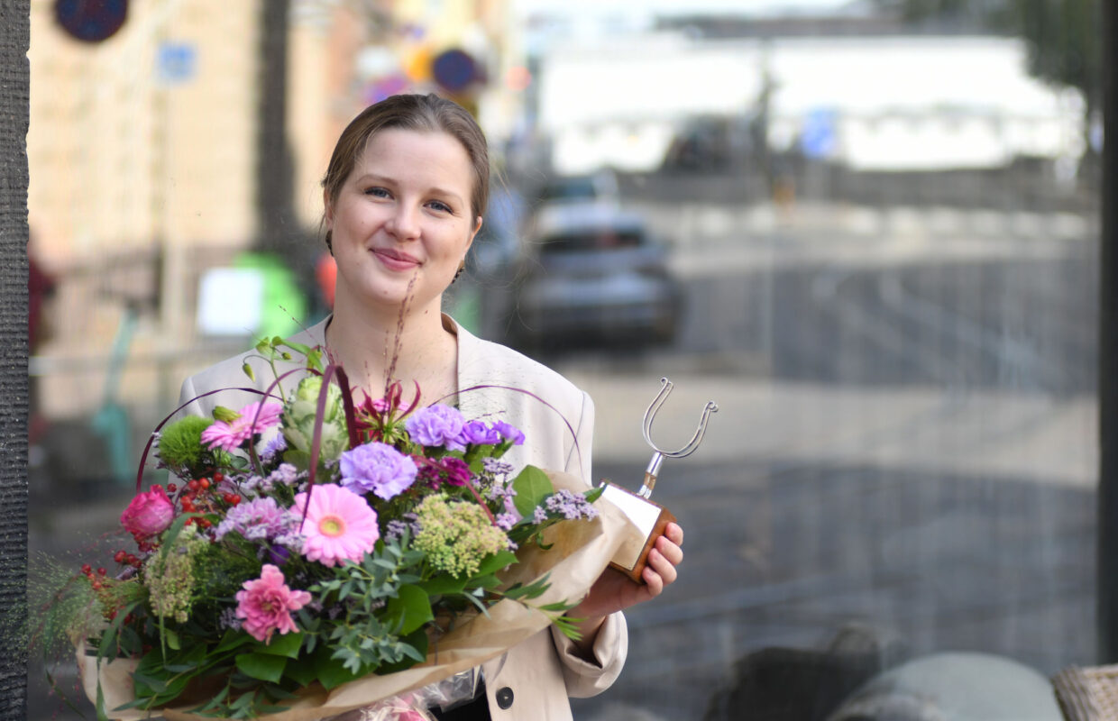 Kritiikin Kannuksilla 2021 palkittu kapellimestari Emilia Hoving. Kuva: Jouni Viitala