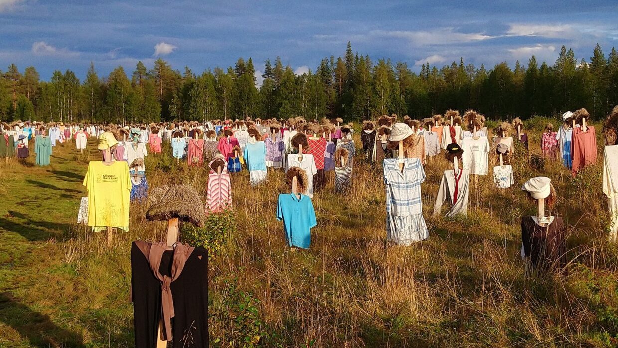 Reijo Kelan yhteisötaideteos Hiljainen Kansa (1988/1994