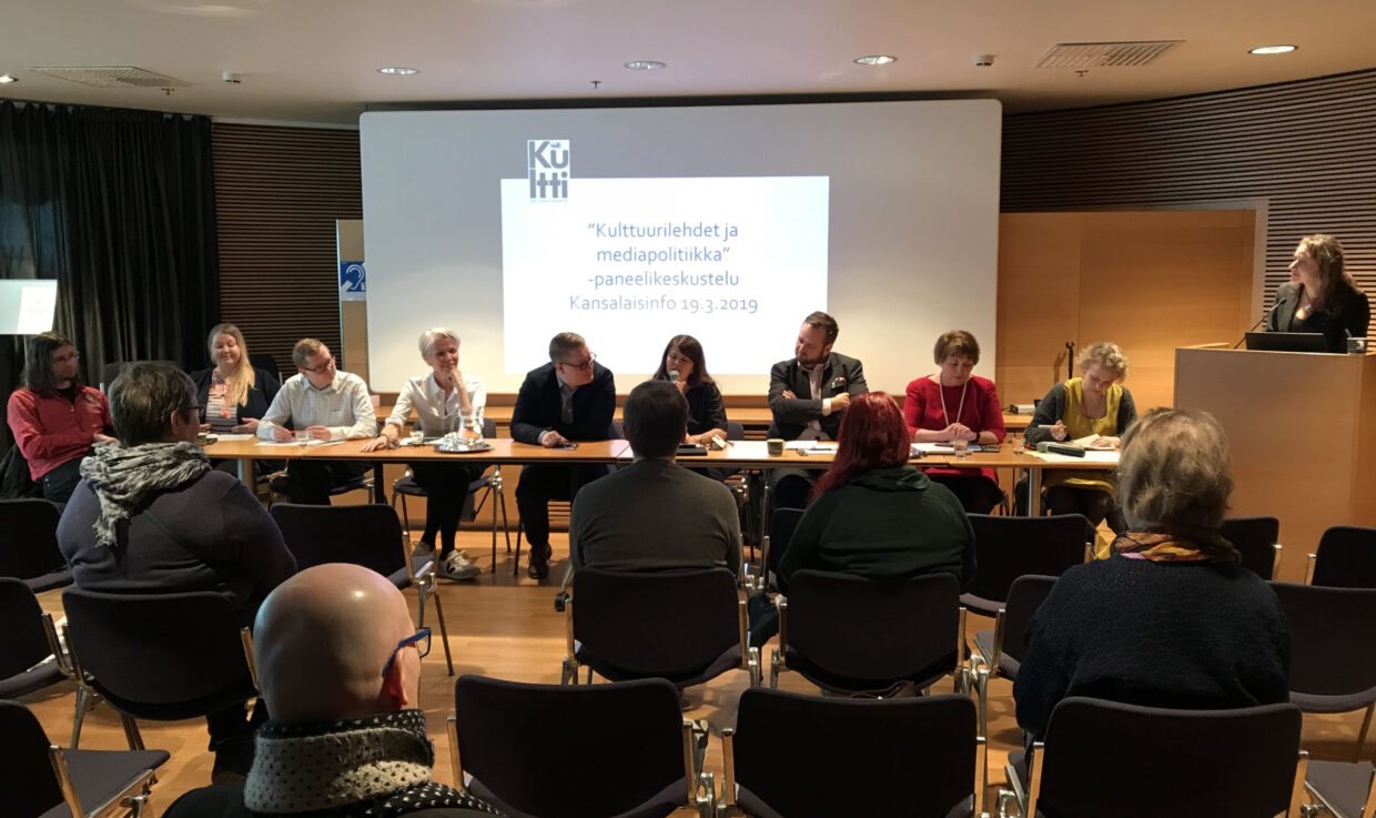 Kultin ja SARVin Kulttuurilehdet & mediapolitiikka -paneelikeskustelu Pikkuparlamentissa 19.3.2019. Panelistit: Jiri Keronen (PS)