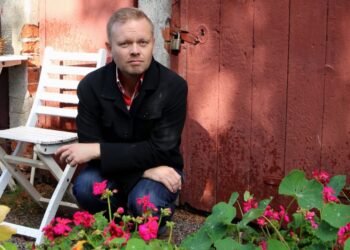 Janne Saarakkala kotipihallaan syyskuussa 2020. Kuvat: Martti-Tapio Kuuskoski