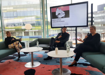 Elokuvakriitikko Silja Sahlgren-Fodstad (oik.)