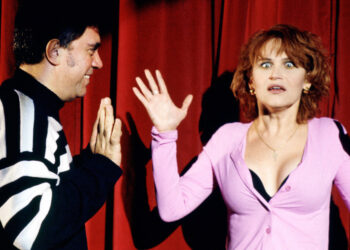 Pedro Almodóvar ohjaamassa Antonia San Juania Agradon rooliin. Kuva: Folamour / Arte