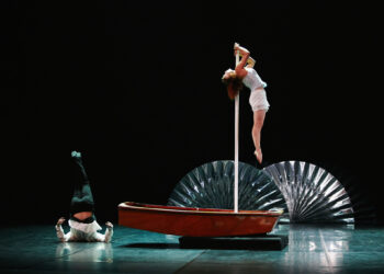 "Kyllikki" hangman-asennossa. Sungsoo Ahn Pick-up Group & WHS: Swan of Tuonela (2015)