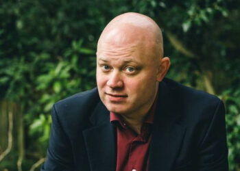 Tekoälyyn erikoistunut kuvataidekriitikko Ben Davis. Kuva: Ben Davisin arkisto