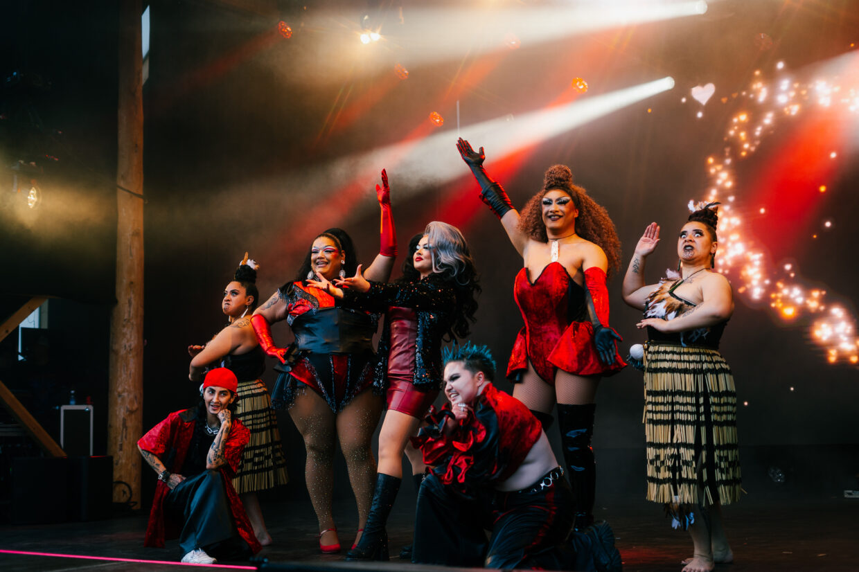 Indigenous Drag Excellence XXL. Photo: Riddu Riđđu Festivála / Sara Aarøen Lien