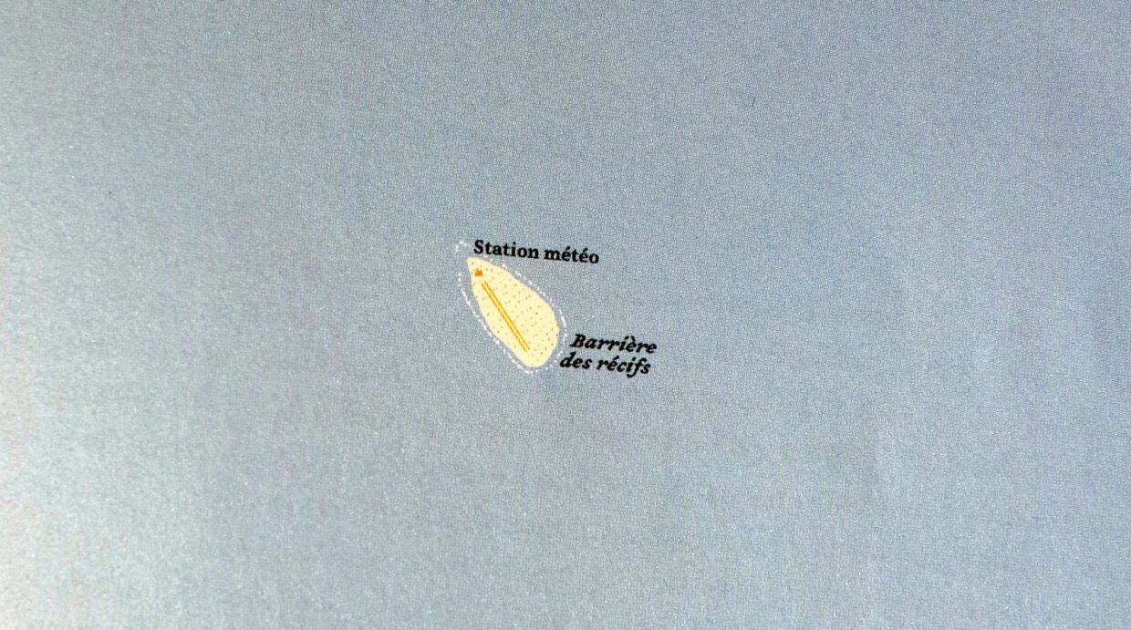 Tromelin. Detalji Judith Schalanskyn teoksesta Kaukaisten saarten atlas.