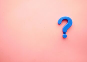 Kysy kriitikolta! -keskustelutilaisuus