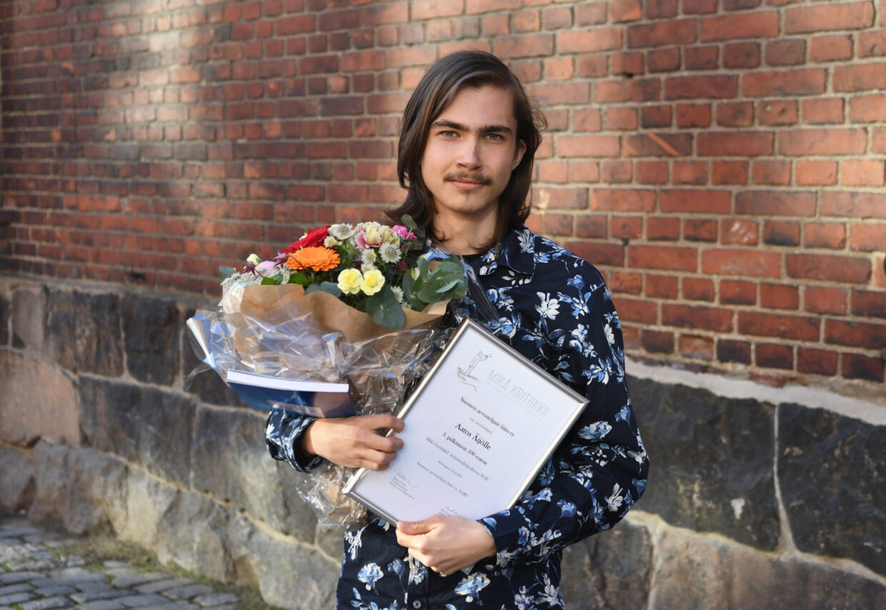 Nuorten Mikä kritiikki! -kirjoituskilpailun voittajat julkistettu