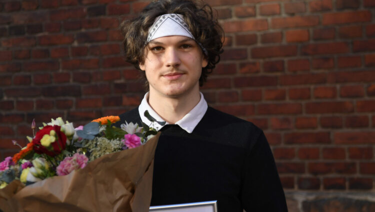 Nuorten Mikä kritiikki! -kirjoituskilpailun voittajat julkistettu